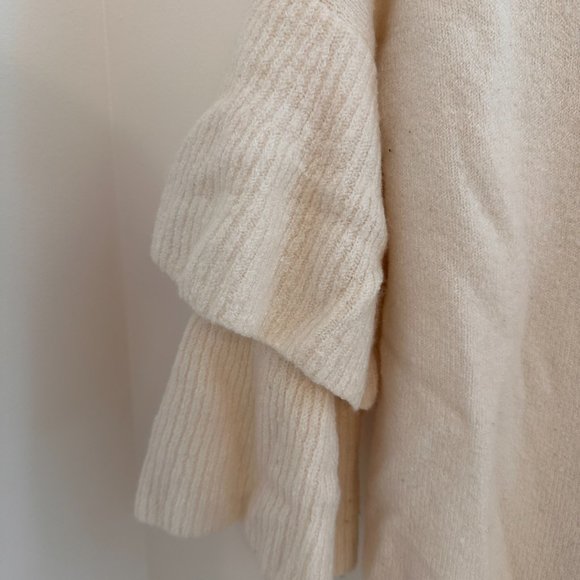 Madewell top with statement sleeves - Picture 2 of 3